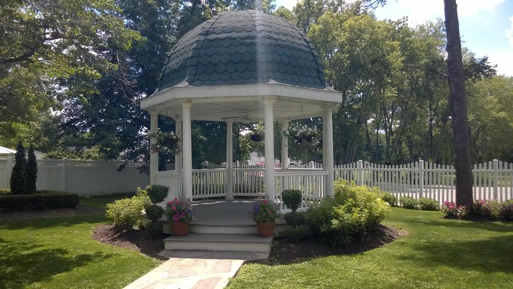 Greene Gables Inn White Hall Exterior foto